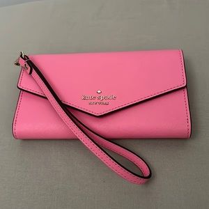 100% AUTHENTIC. Kate Spade New York Wristlet.